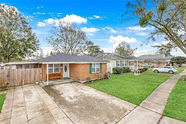 1st image of 2305 Plaza Dr