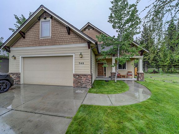 2nd image of 745 Deer Forest Dr