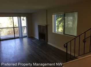 12722 51st Ave NE APT 3, Marysville, WA 98271