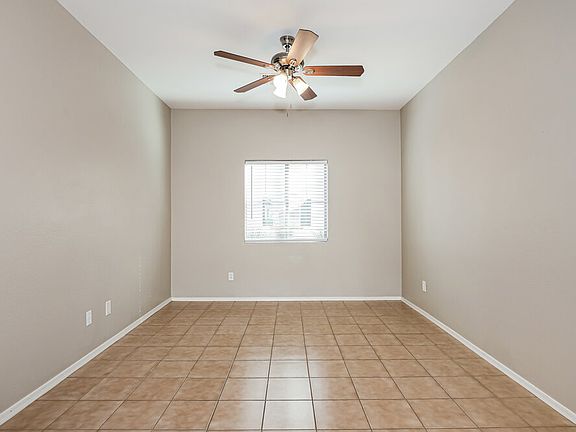 4th image of 10239 W Via Del Sol Ln