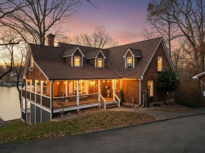 775 Long Island Dr, Moneta, VA, 24121
