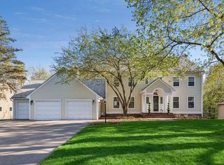 19515 Waterford Pl, Shorewood, MN 55331