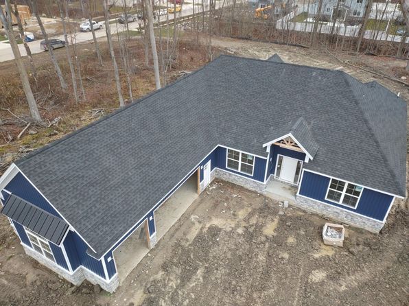 67830 Ashley Ave, Richmond, MI 48062