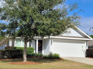 146 Lilly Bell Ln, Freeport, FL 32439