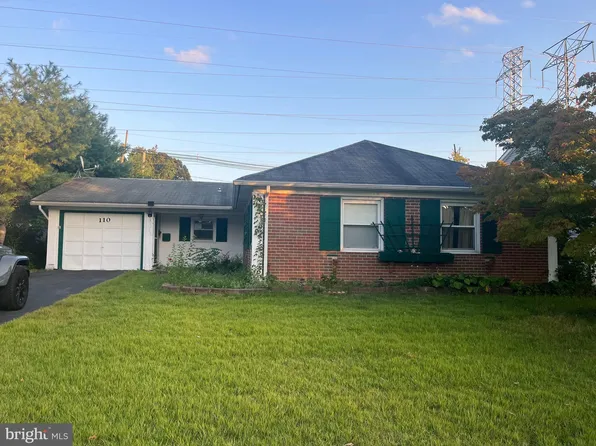110 Middlebury Ln, Willingboro, NJ 08046