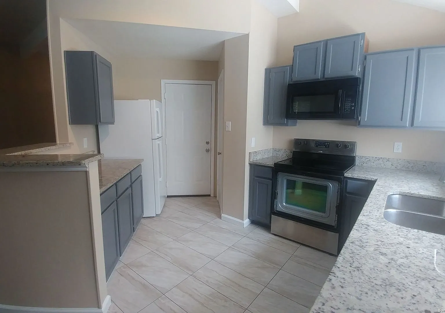 2 bed, 1262 sqft, $1,450 — Photo 3