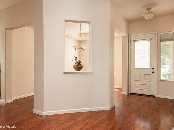 2nd image of 4502 Scenic Dr