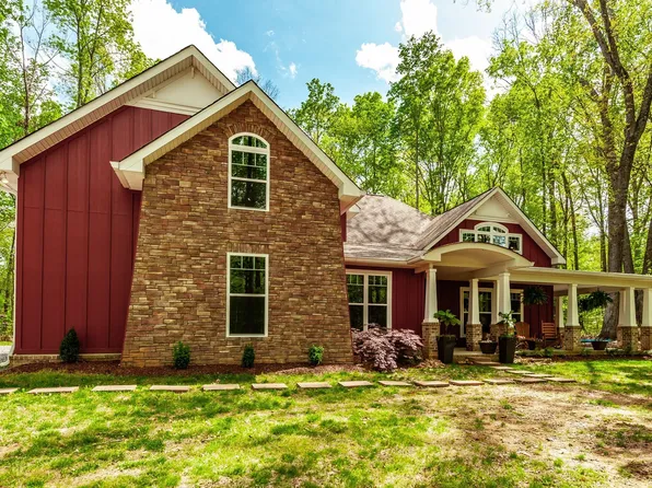 150C Dogwood Springs Dr, Portland, TN 37148