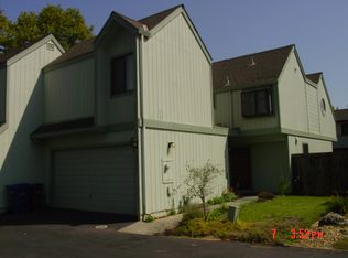 2594 Warwick Ln, Santa Cruz, CA 95065