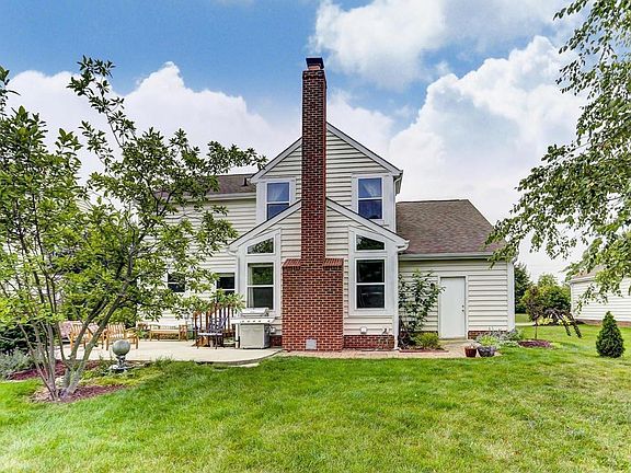 2nd image of 1701 Gosport Pl