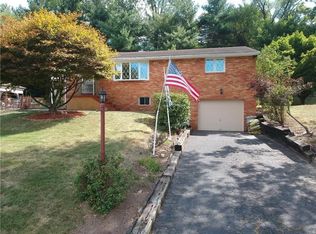 145 Skylark Dr, Glenshaw, PA