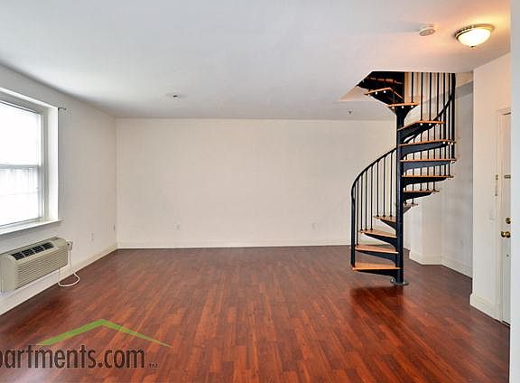 4th image of 650 Park Ave APT 214