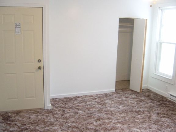 5th image of 5711 Wadena St #2