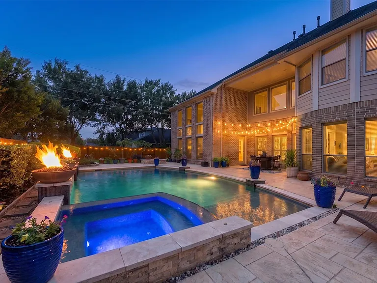 2447 Monarch Terrace Dr — Photo 28