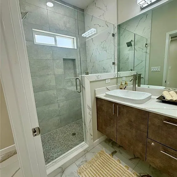 501 N Onyx Ave #1 — Photo 5