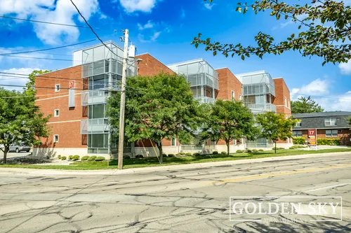1700 N Rosewood Ave #H Photo 1