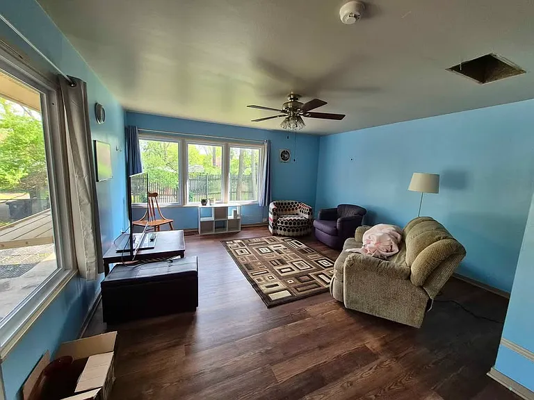 1301 Morningside Dr — Photo 21