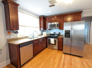 16 Bay View St, Quincy, MA 02169