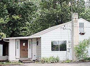 1595 Shatzer Rd, Chambersburg, PA 17201