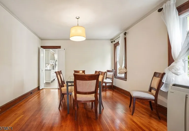 163 Myrtle Ave — Photo 8