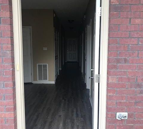4th image of 4618 W Market St Unit 103
