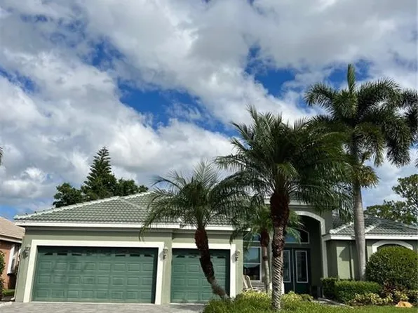 2211 SE Montrose Ln, Port Saint Lucie, FL 34952