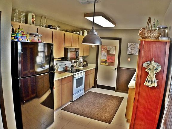 5th image of 11825 Cedarfield Dr