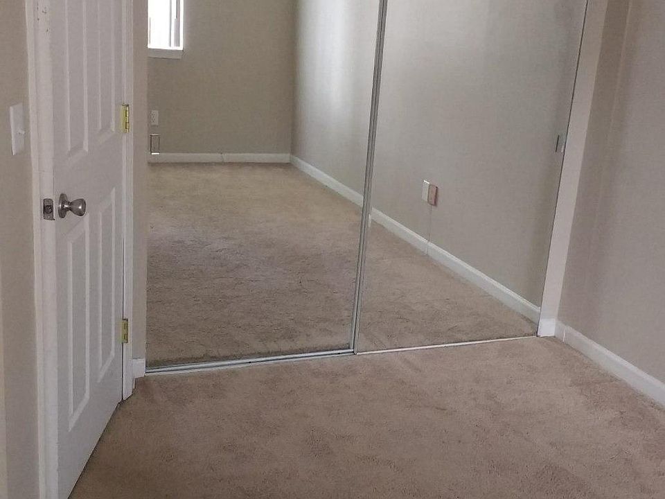 1st image of 38517 Wellington Dr