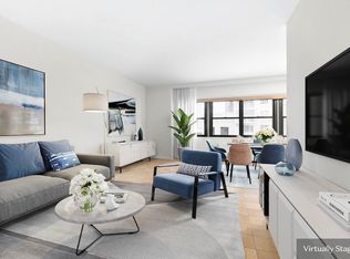 58 W 58th St APT 3A, New York, NY