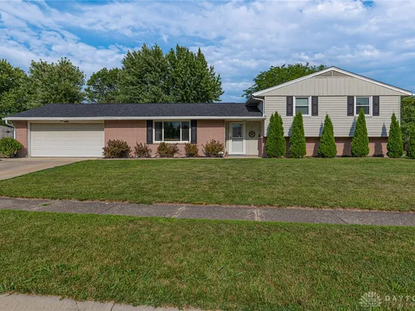 6800 Rushleigh Rd, Englewood, OH 45322