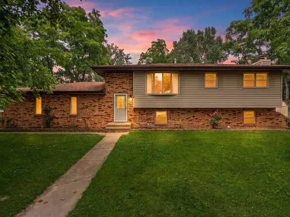 5272 Robbins Ave, Portage, IN 46368
