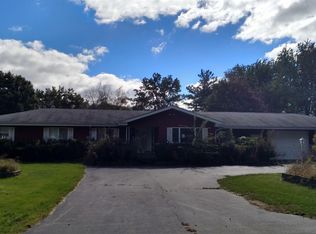 41W329 Sunset Dr, St Charles, IL