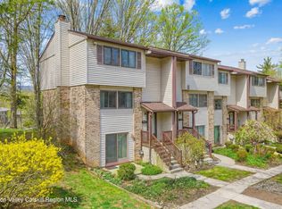255 Village Court, Kingston, NY