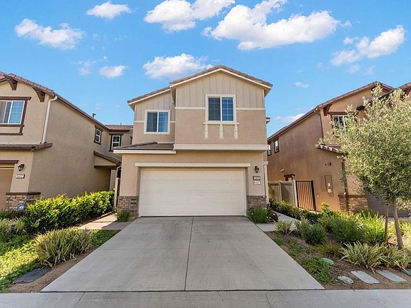 2nd image of 5428 Meridian Pl
