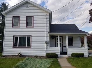 210 W Lewis St, Platteville, WI 53818