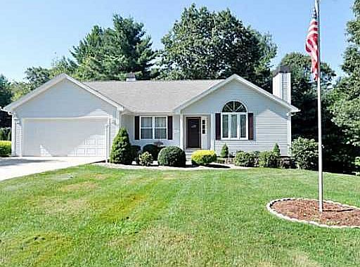 1st image of 151 Lynne Ln