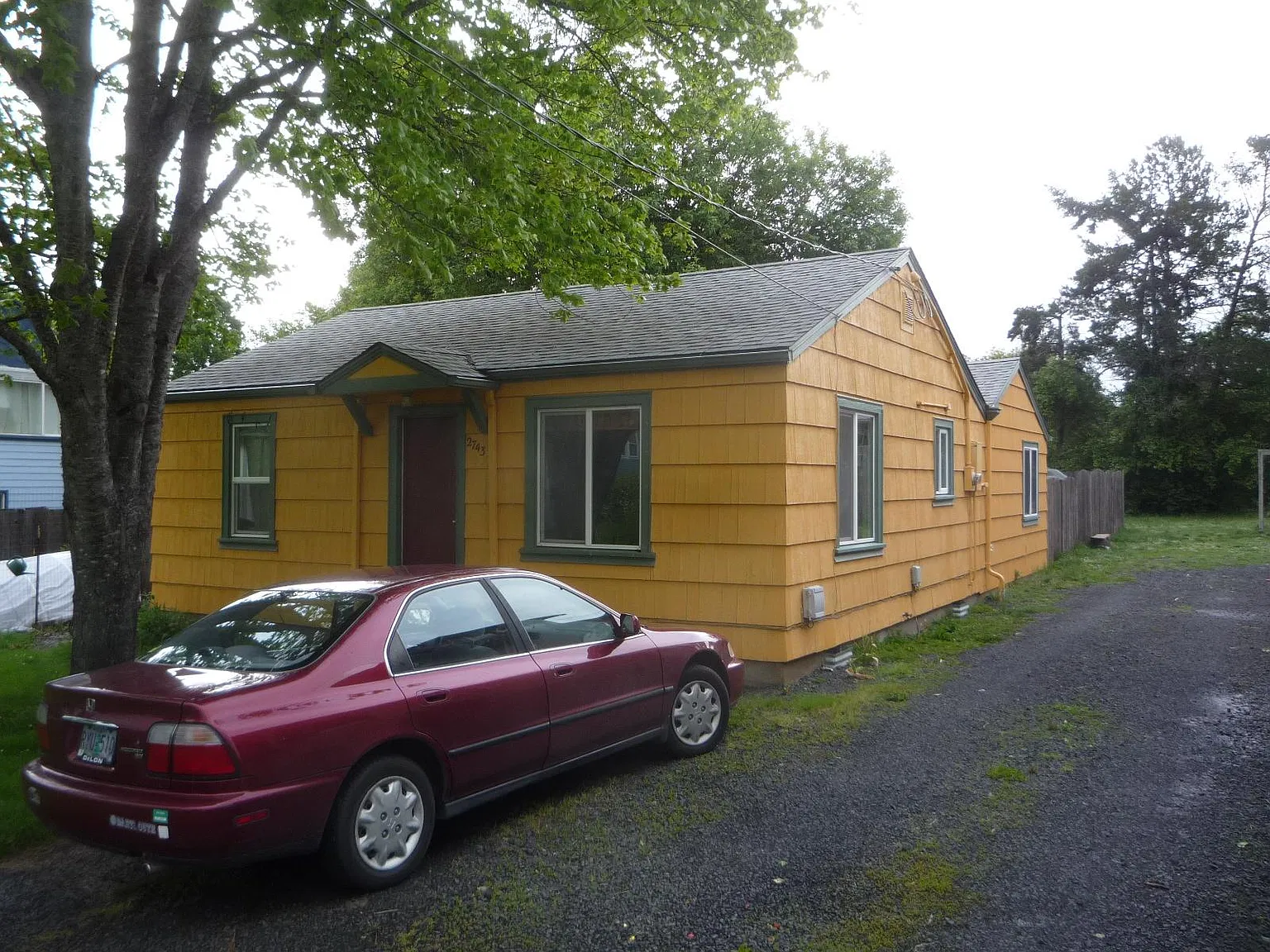 3 bed, 870 sqft, $1,950 — Photo 2