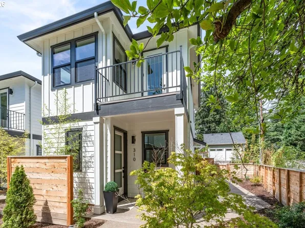 310 G Ave #5, Lake Oswego, OR 97034