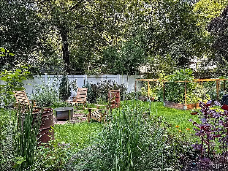 507 Herkimer St — Photo 21