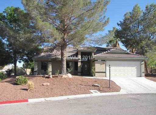 1st image of 5701 Bowling Green Cir