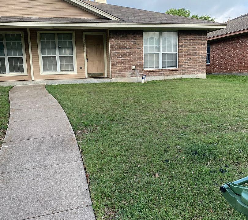 1st image of 5420 Creekridge Dr APT A