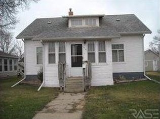 316 N Kansas Ave, Madison, SD 57042