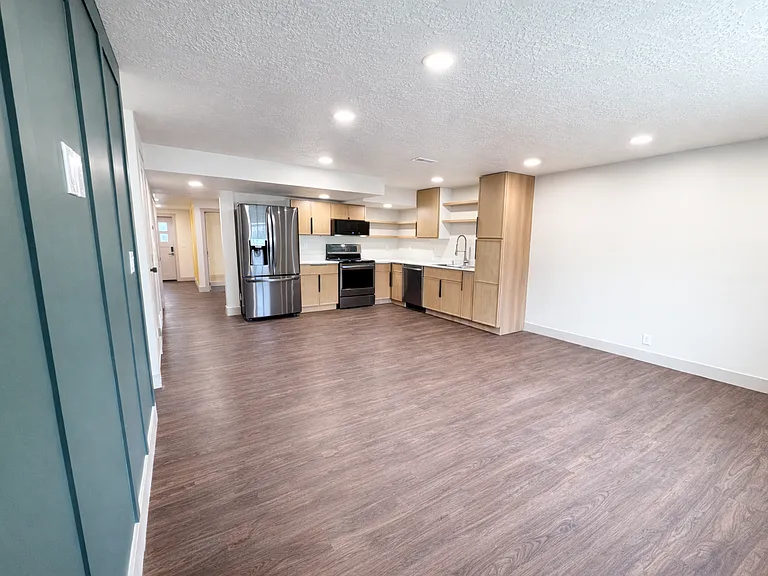 1328 W 825 S #B — Photo 20