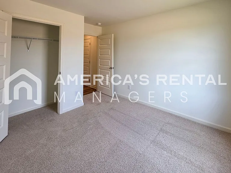 556 Saddlewood Bnd — Photo 29