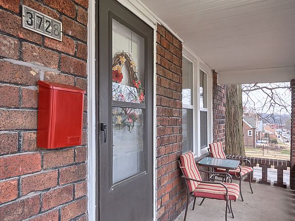 2nd image of 3728 Neosho St