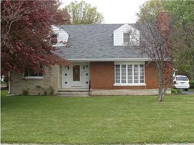 2nd image of 80 Gibson St