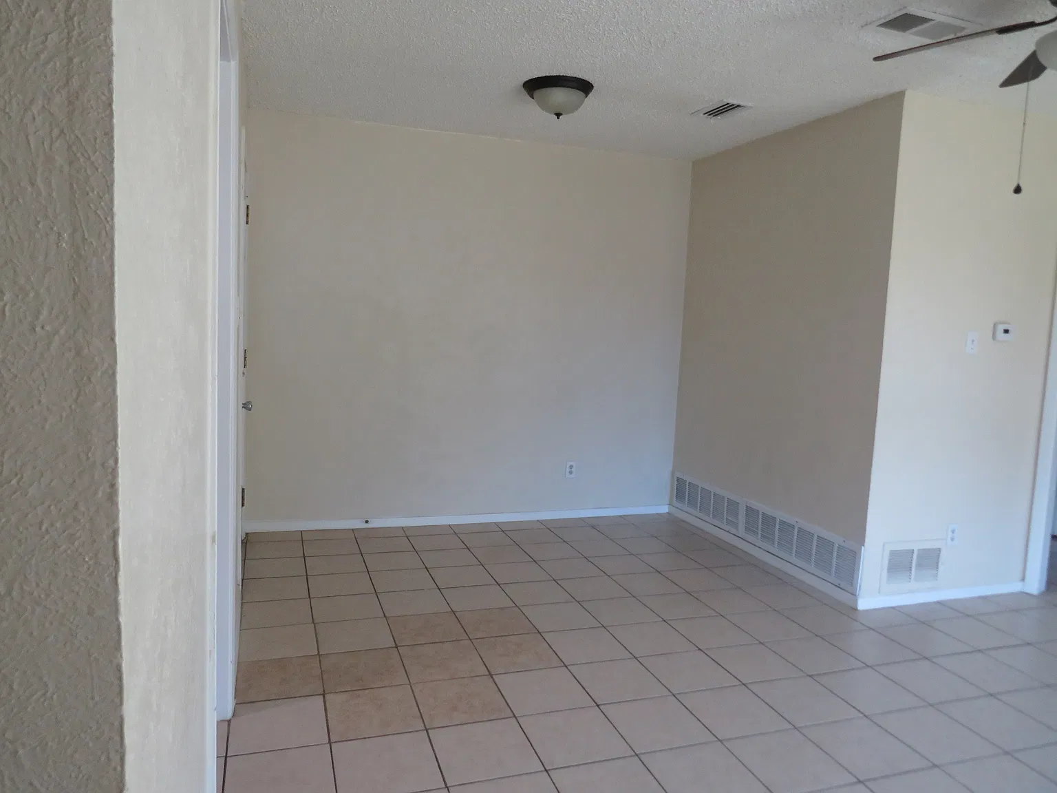 2 bed, 1311 sqft, $1,475 — Photo 3