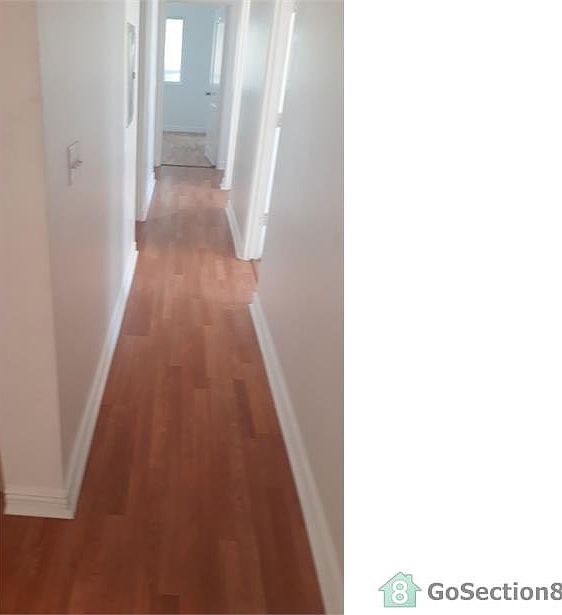 2nd image of 2637 S Manhattan Pl APT 9