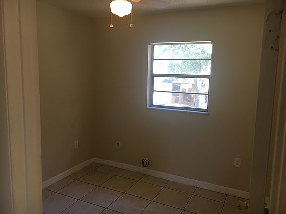 4th image of 5193 Edwina St