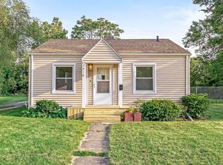2418 Bertrand St, South Bend, IN 46628